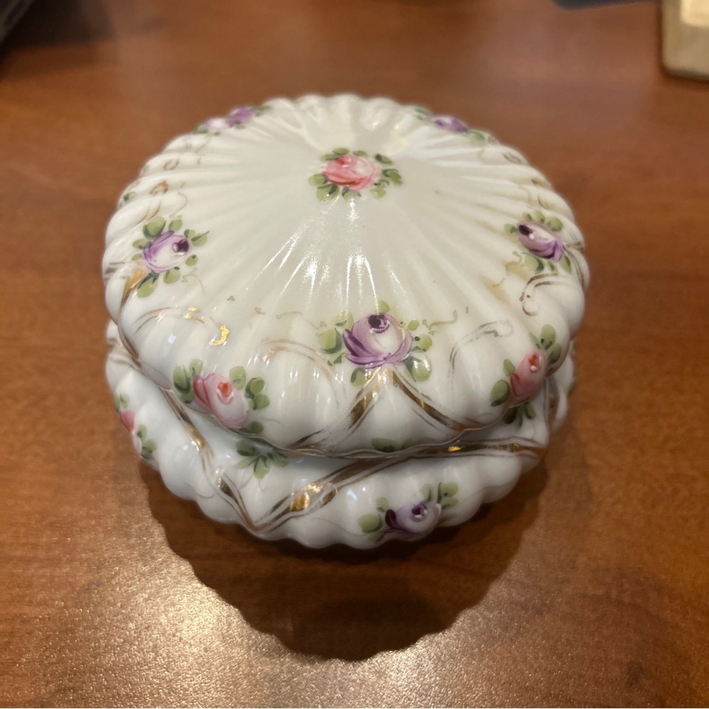 Trinket /Powder Covered Bowl Limoges Antique Porcelain By Till